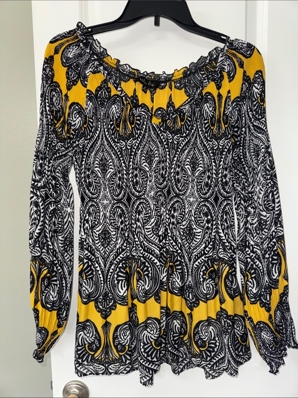 Melissa Paige Black, White & Mustard Paisley Scoop Neck Long Sleeve Blouse